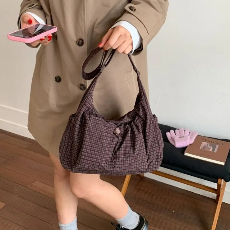 Elegant One Shoulder Versatile Crossbody Retro Work Travel Stylish Bag Suitable During A City Tour