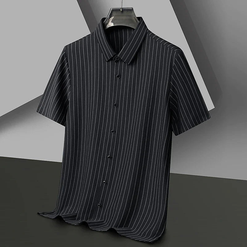 New Men's Stripe Business Casual Solid Color Short Sleeved Shirt for Summer Fashion No Ironing Comfortable and Versatile Top