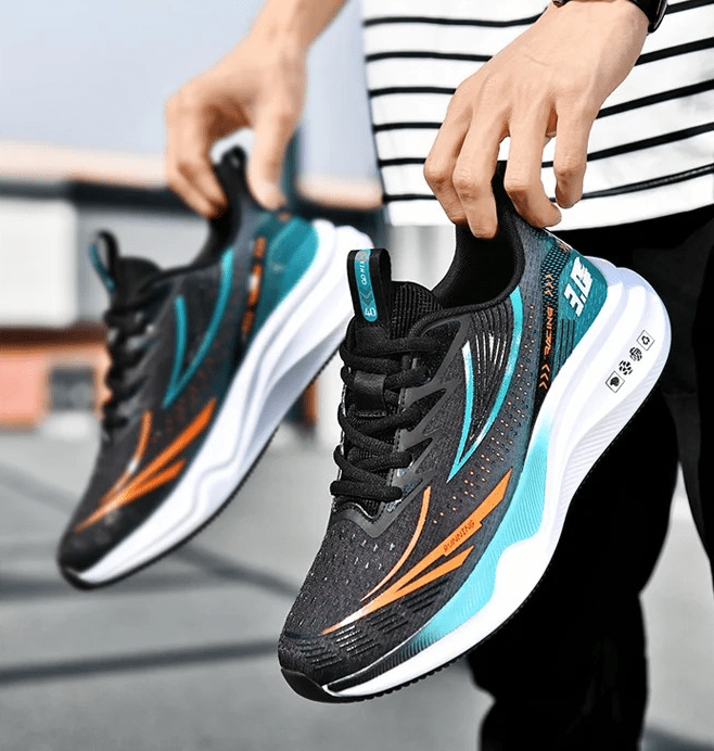 FlexRunner™ Men’s Sports Shoes